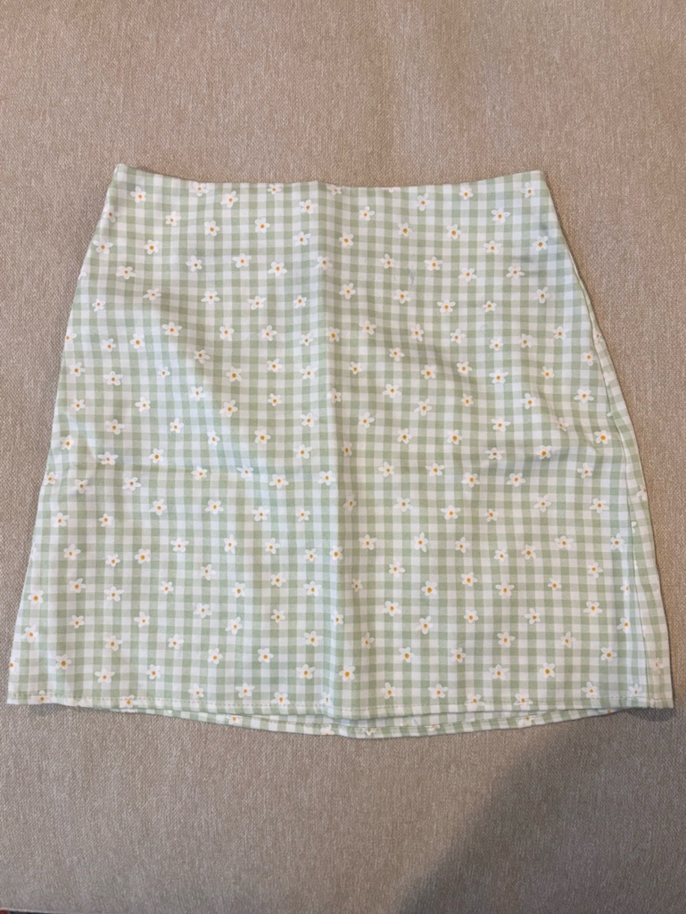 Women's Green Gingham Daisy Mini Skirt